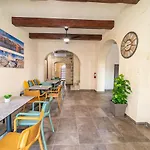 49 Sunrise Għajnsielem