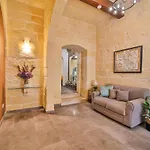 49 Sunrise Bed & Breakfast Għajnsielem