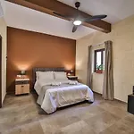 49 Sunrise 4*