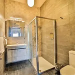 Bed & Breakfast 49 Sunrise 4*