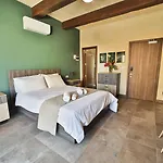 49 Sunrise Bed & Breakfast