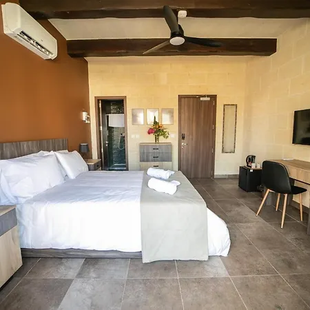 לינה וארוחת בוקר 49 Sunrise 4*