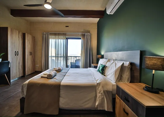 49 Sunrise Bed and Breakfast Għajnsielem