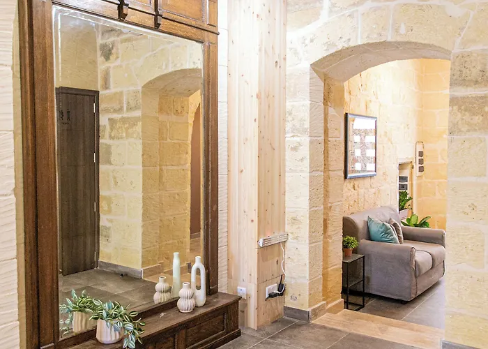 49 Sunrise Għajnsielem