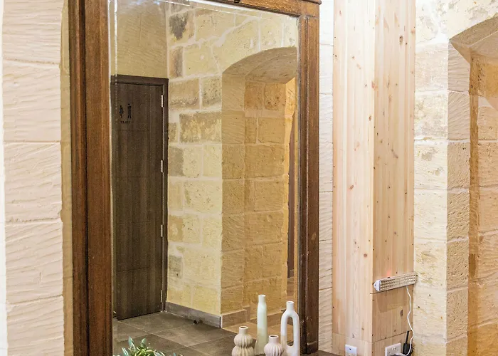 49 Sunrise Bed and Breakfast 4*